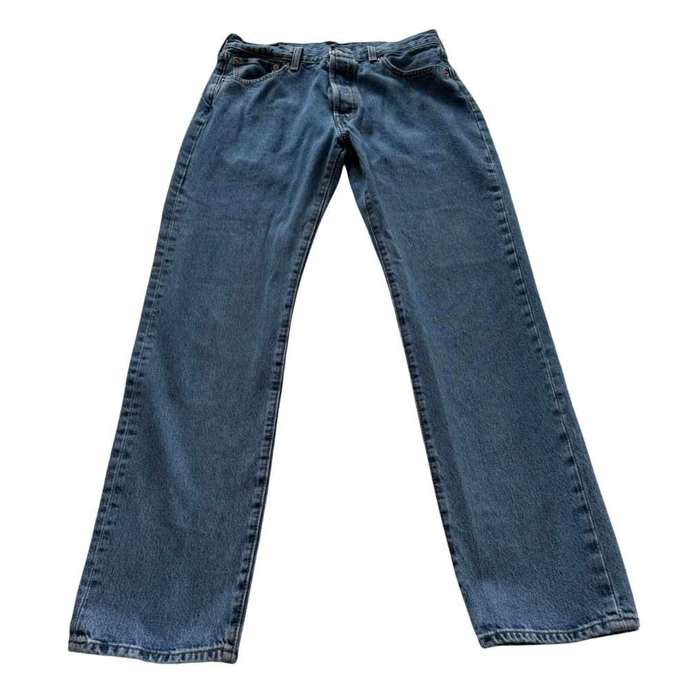 Levis 501 Original Fit Mens Medium Wash Blue Straight Leg Button Fly Jeans 32x32